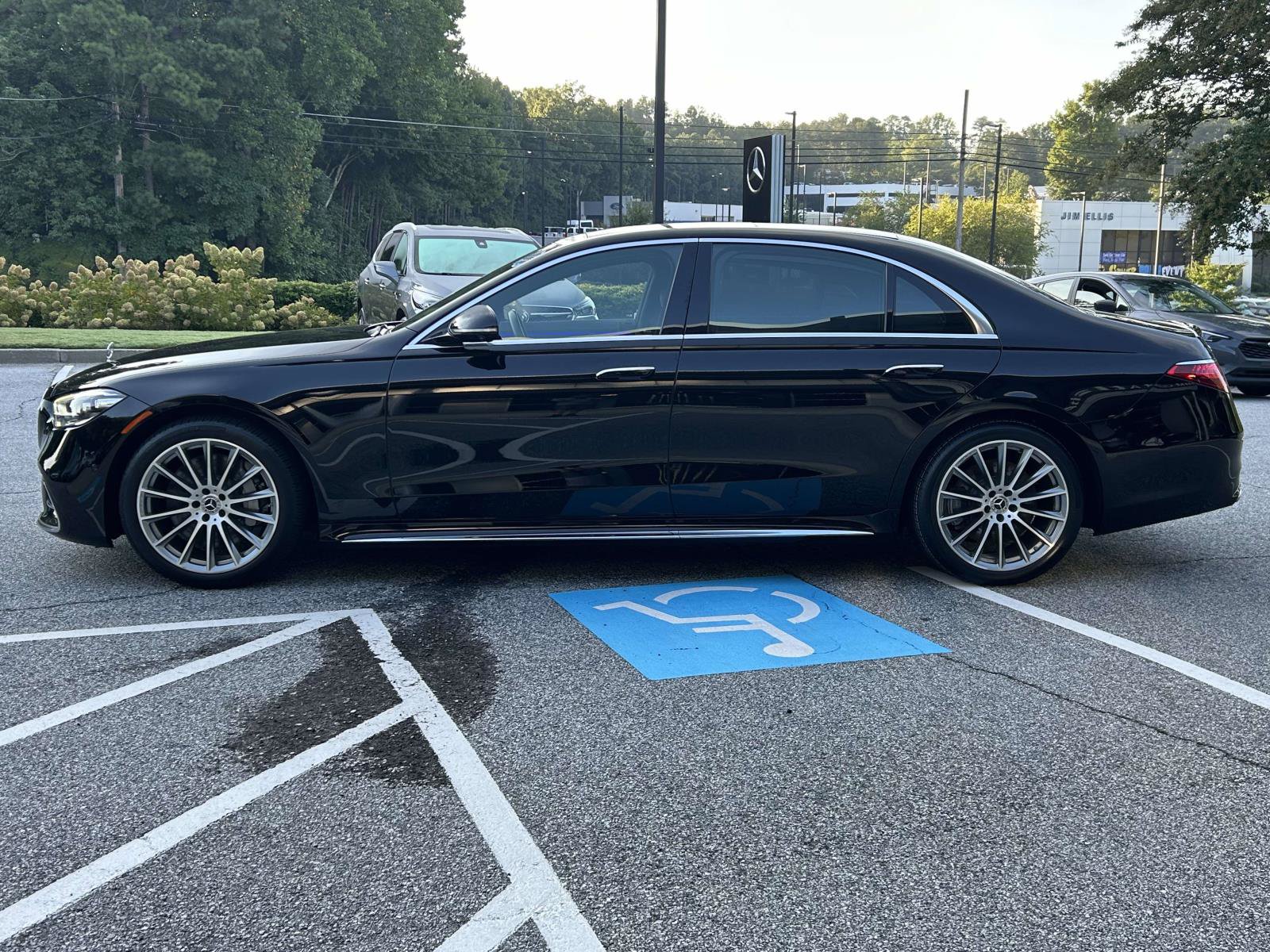 Used 2023 Mercedes-Benz S 500 4MATIC image 13
