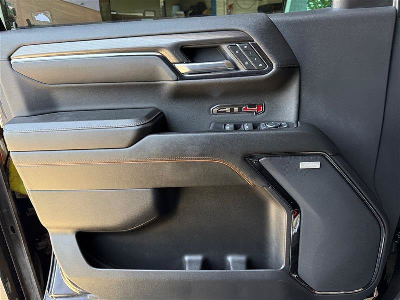 Used 2024 GMC Sierra 1500 AT4 w/ Technology Package AWD/4WD image 33