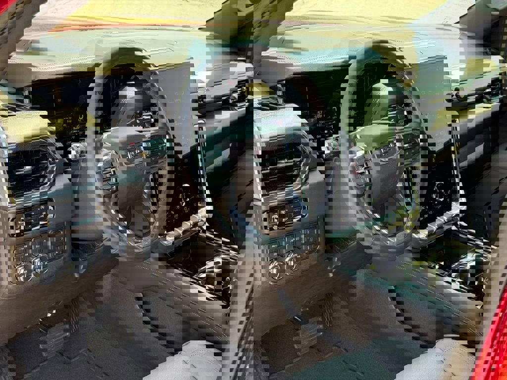 Used 2025 GMC Yukon Elevation w/ Elevation Premium Package image 21