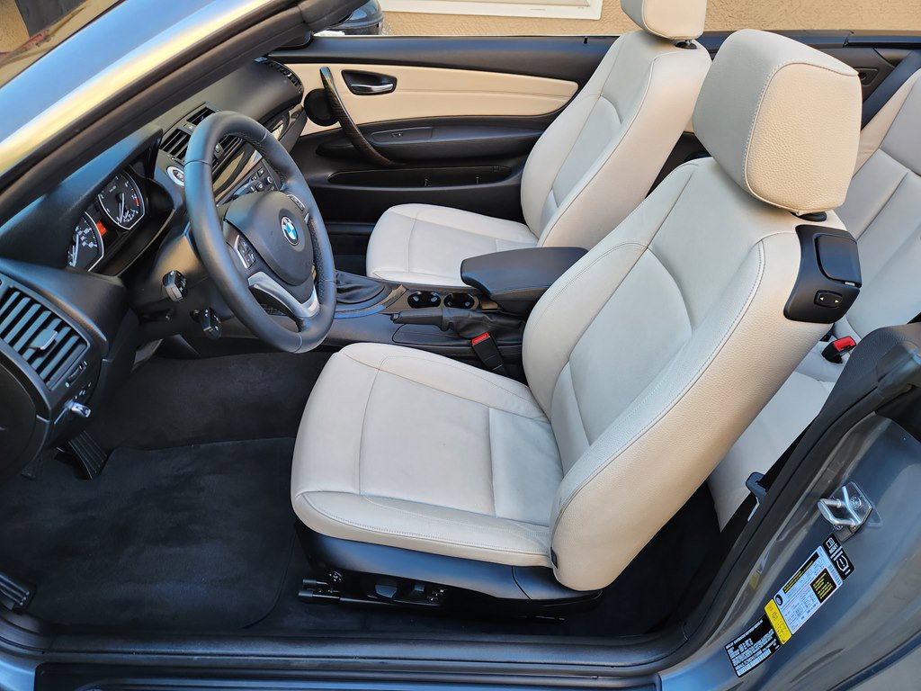 Used 2013 BMW 128i Convertible image 25