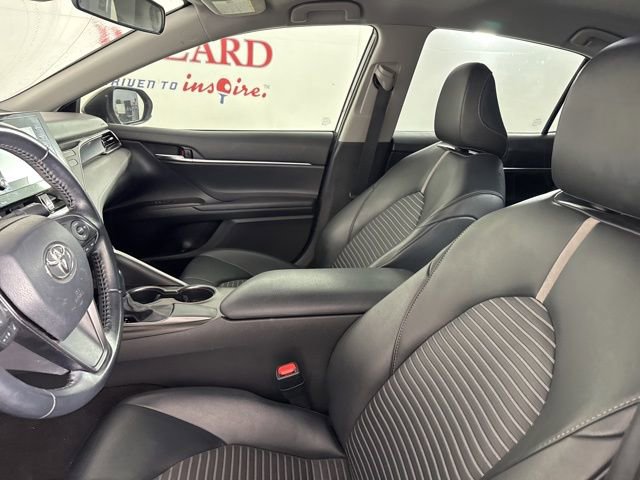 Used 2021 Toyota Camry SE image 11