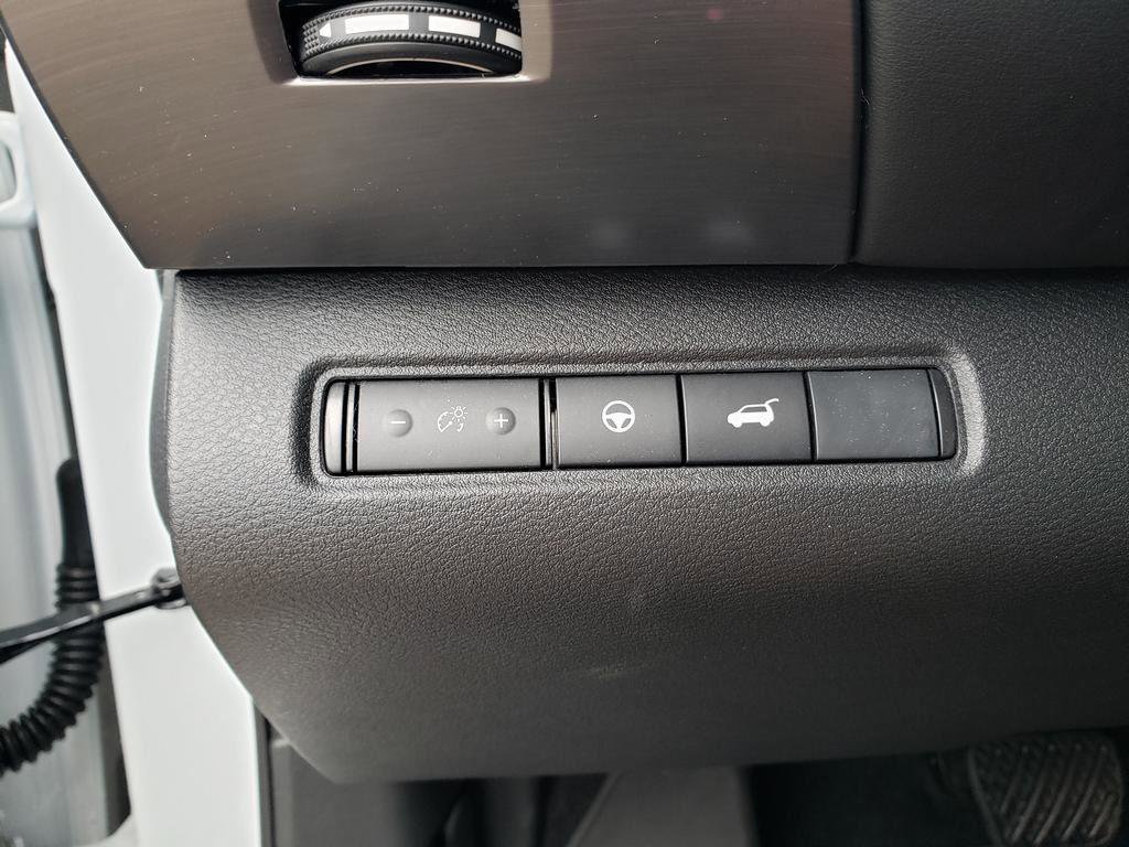 Certified 2025 Nissan Pathfinder SL w/ SL Premium Package image 31