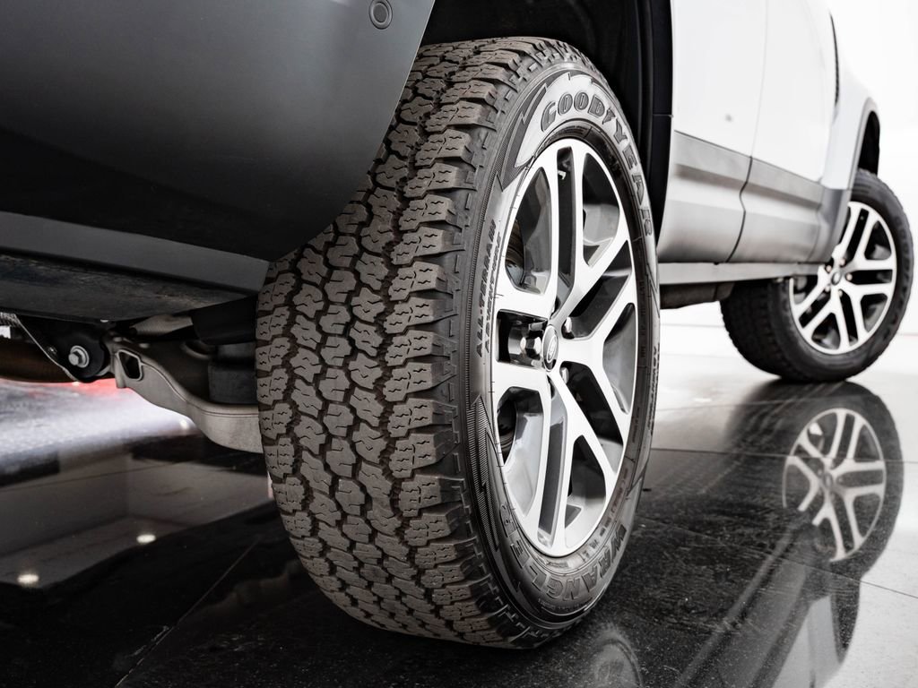 Used 2024 Land Rover Defender 130 S AWD/4WD image 52