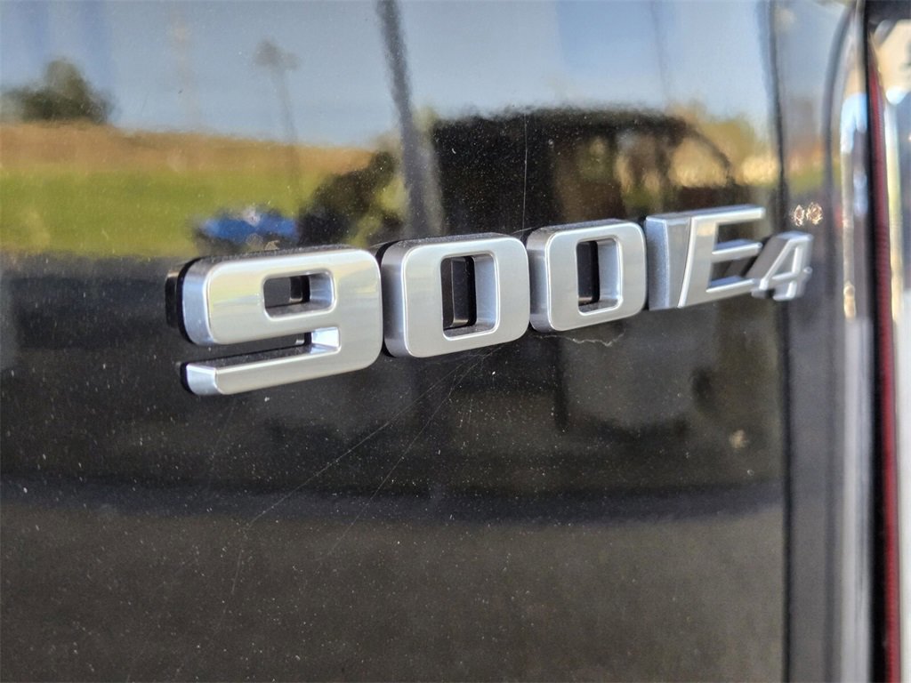 New 2026 Cadillac Vistiq Premium Luxury image 15