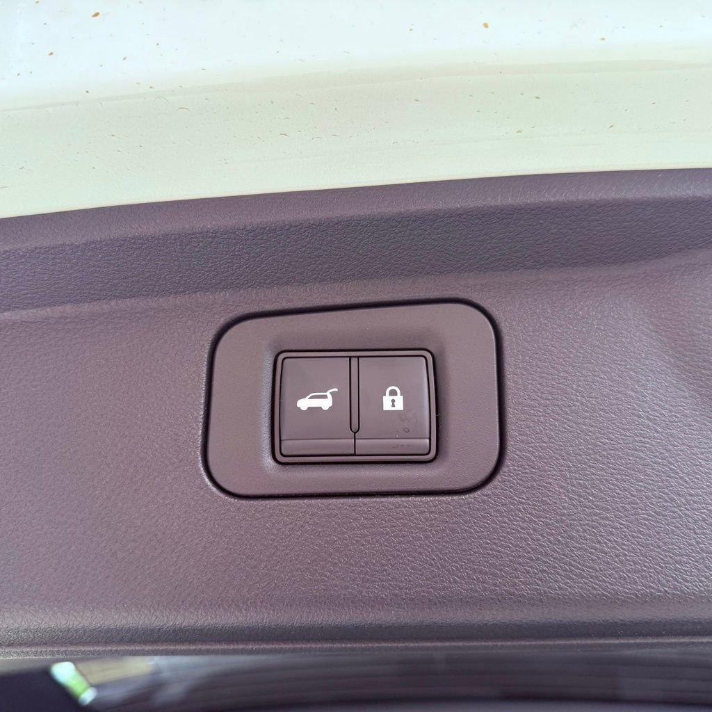 New 2026 INFINITI QX80 Pure RWD image 36