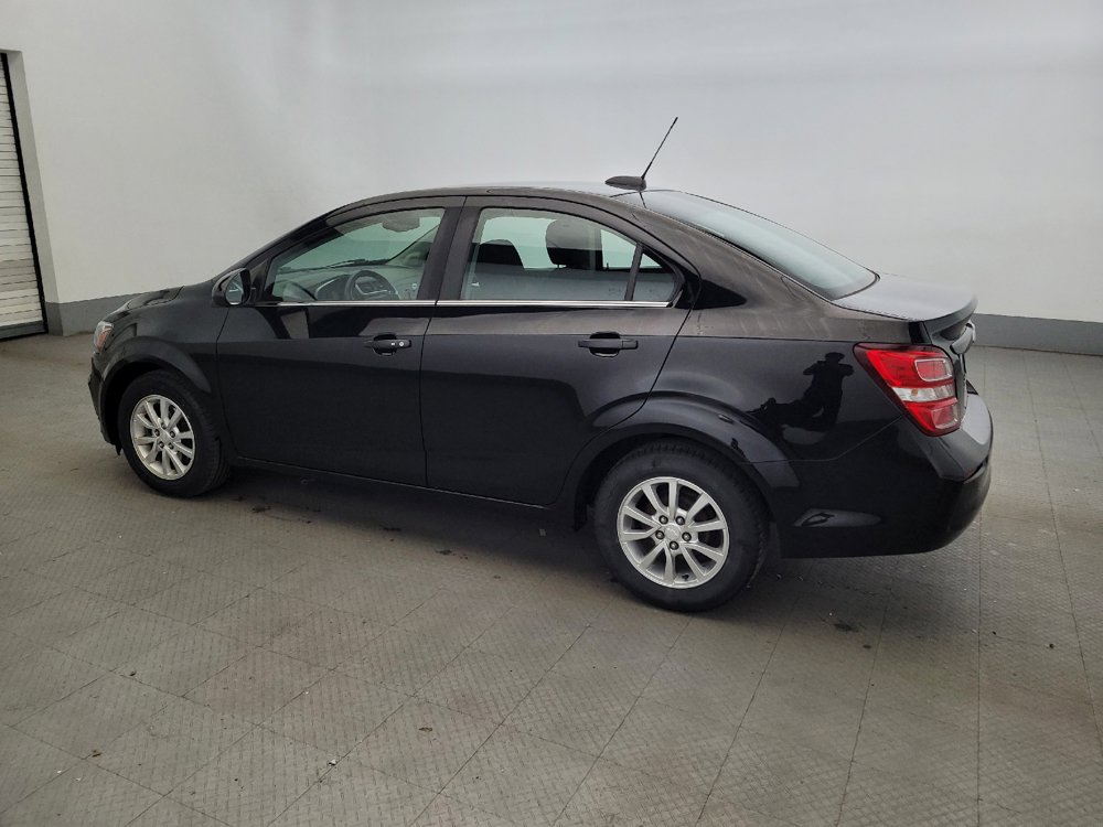 Used 2019 Chevrolet Sonic LT w/ Convenience Package FWD image 3