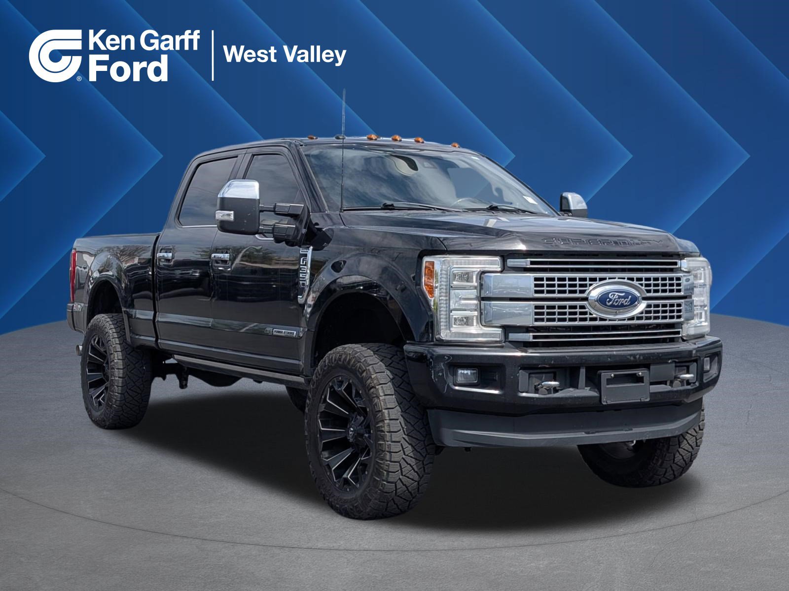 Used 2017 Ford F350 Platinum w/ Platinum Ultimate Package AWD/4WD image 1