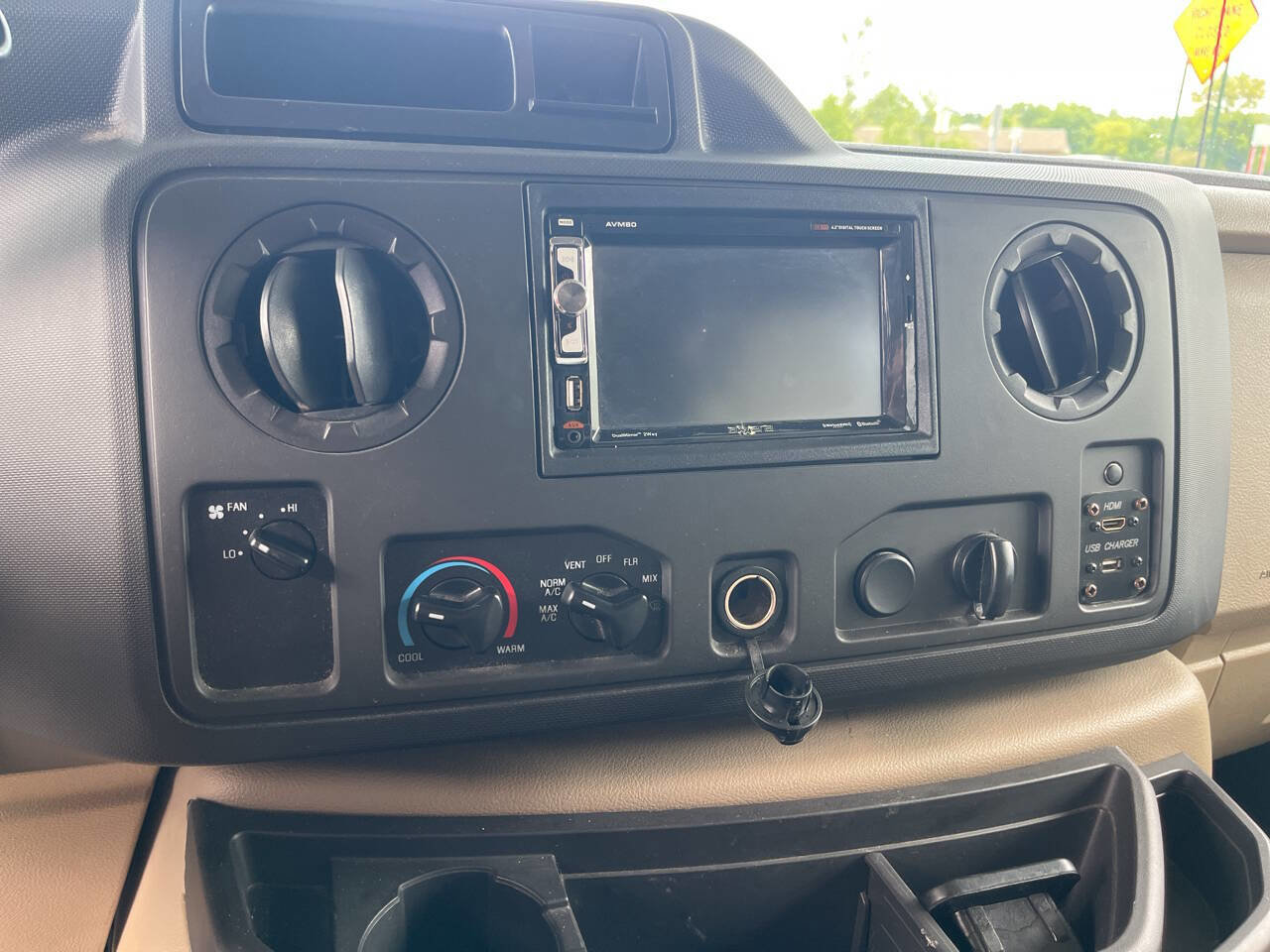 Used 2018 Ford E-450 and Econoline 450 Super Duty w/ Motorhome Prep Package image 20