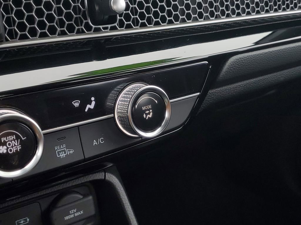 Certified 2025 Honda Civic Sport image 22