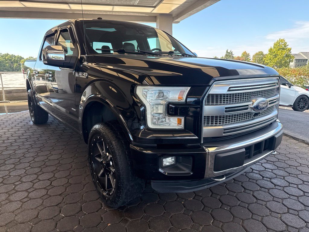 Used 2016 Ford F150 Platinum w/ Equipment Group 701A Luxury AWD/4WD image 4