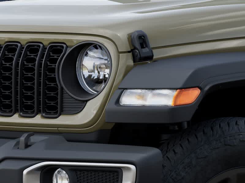 New 2025 Jeep Gladiator Sport AWD/4WD image 10