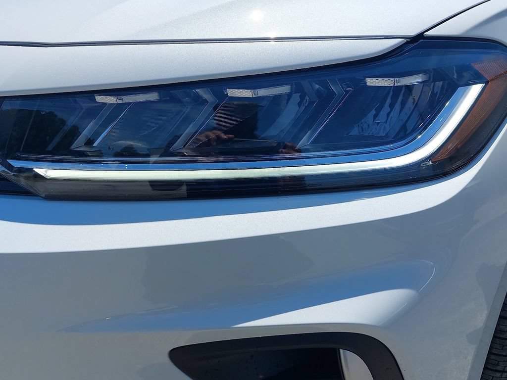 New 2026 Volkswagen Jetta SE FWD image 28
