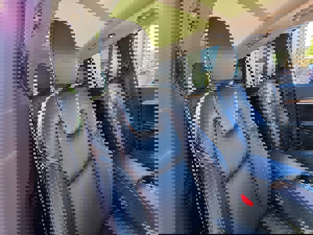 Used 2019 Volvo XC90 T6 Inscription w/ Protection Package Premier image 18