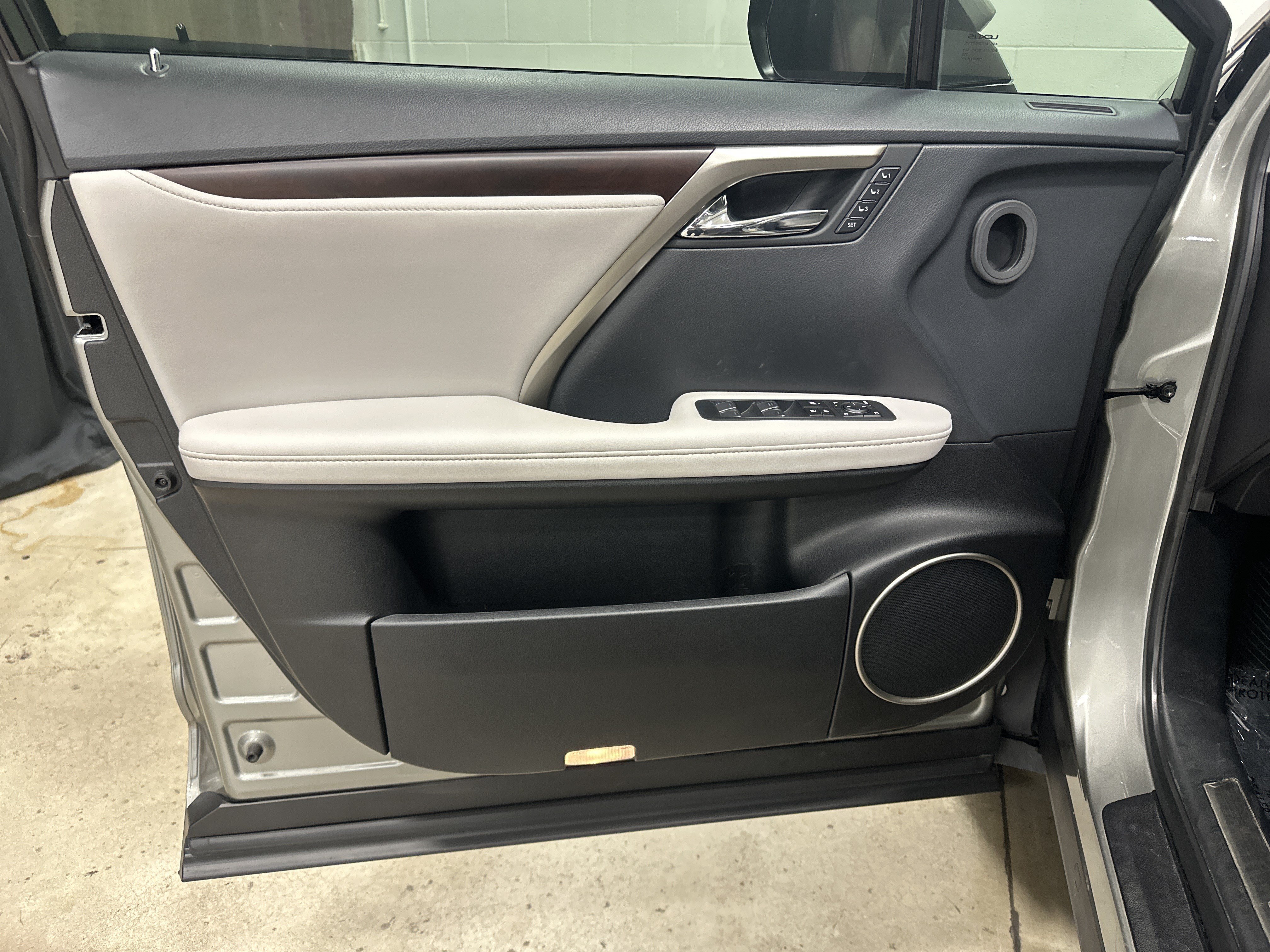 Used 2021 Lexus RX 350 AWD w/ Premium Package image 14