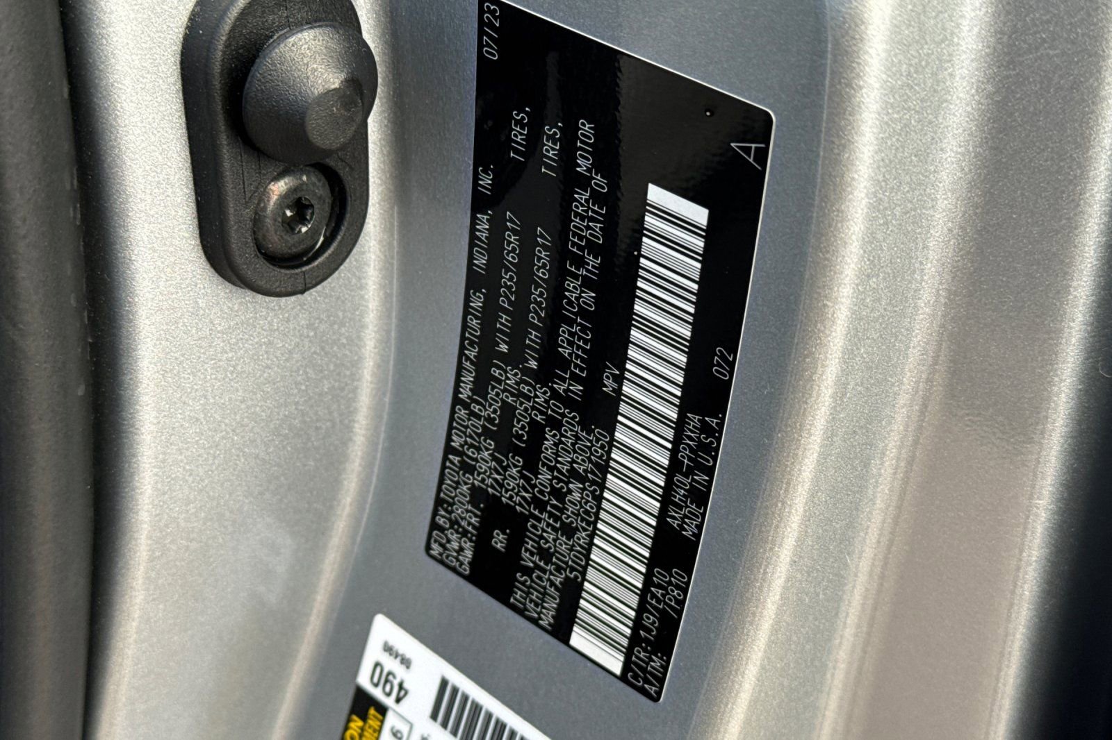 Certified 2023 Toyota Sienna XLE image 38