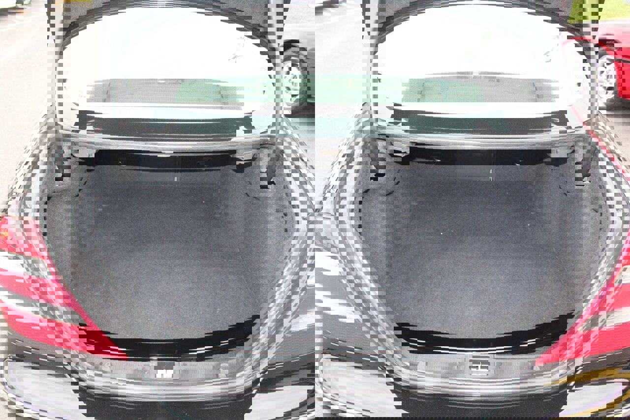 Used 2004 Mercedes-Benz CLK 320 Coupe image 17