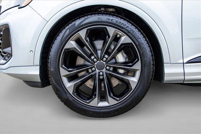 New 2026 Audi Q7 Premium Plus AWD/4WD image 9
