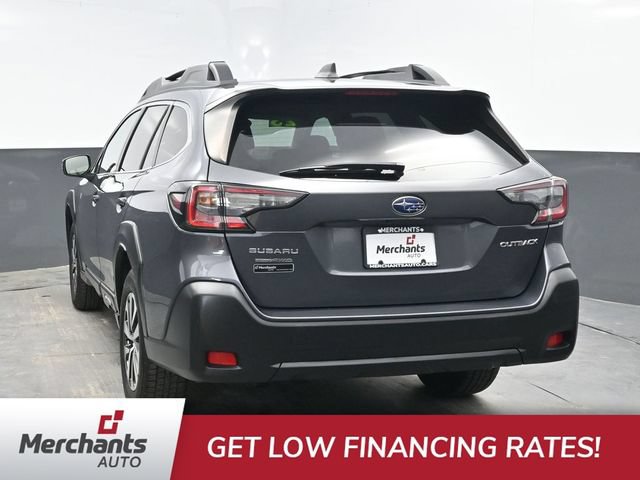 Used 2023 Subaru Outback Premium AWD/4WD image 5