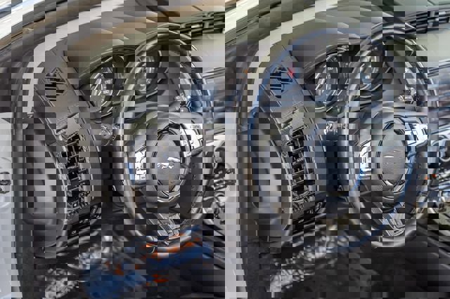 Used 2014 Jaguar F-TYPE Convertible image 40