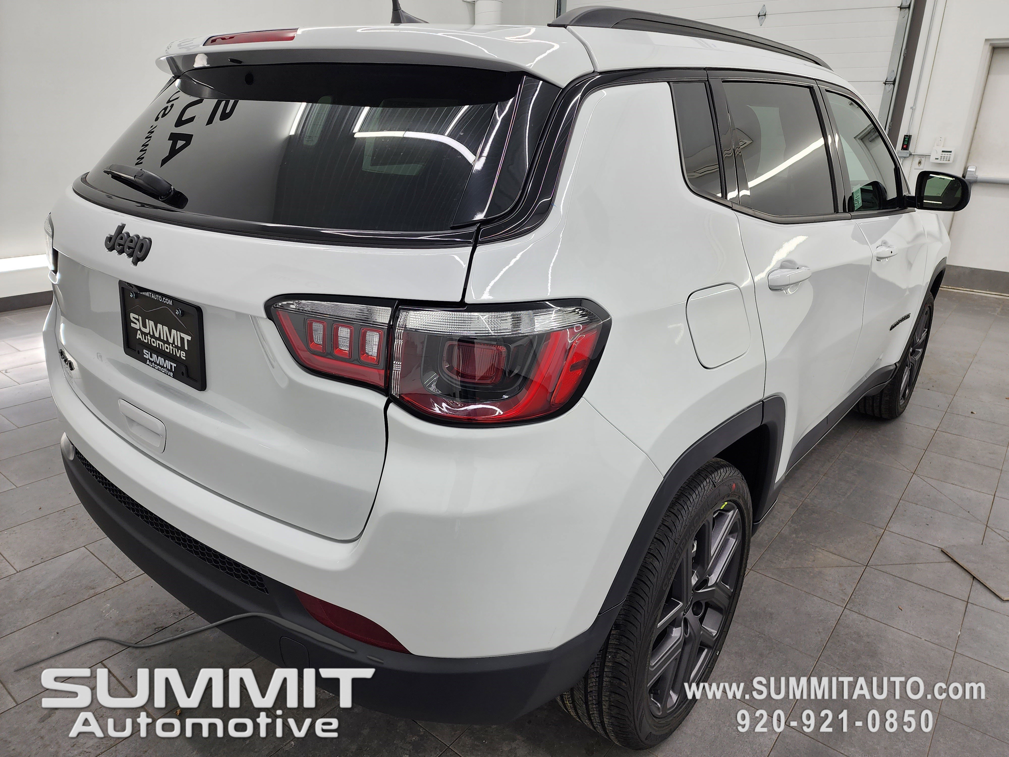 New 2026 Jeep Compass Latitude image 5