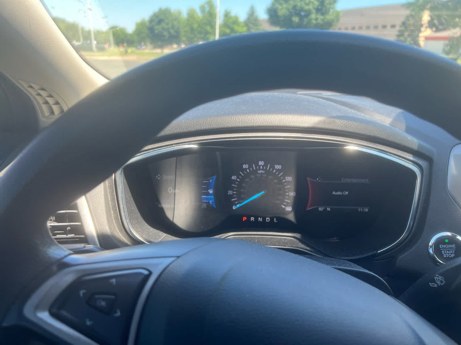 Used 2020 Ford Fusion SE FWD image 9