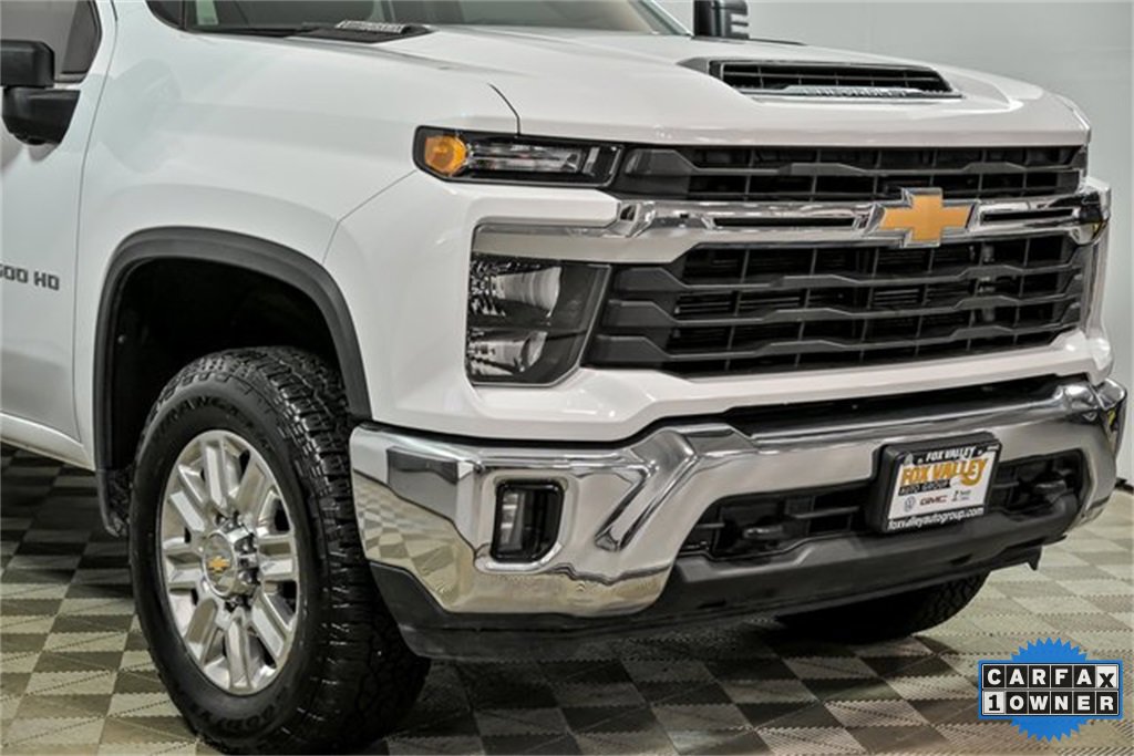 Certified 2024 Chevrolet Silverado 3500 LT w/ Convenience Package image 2