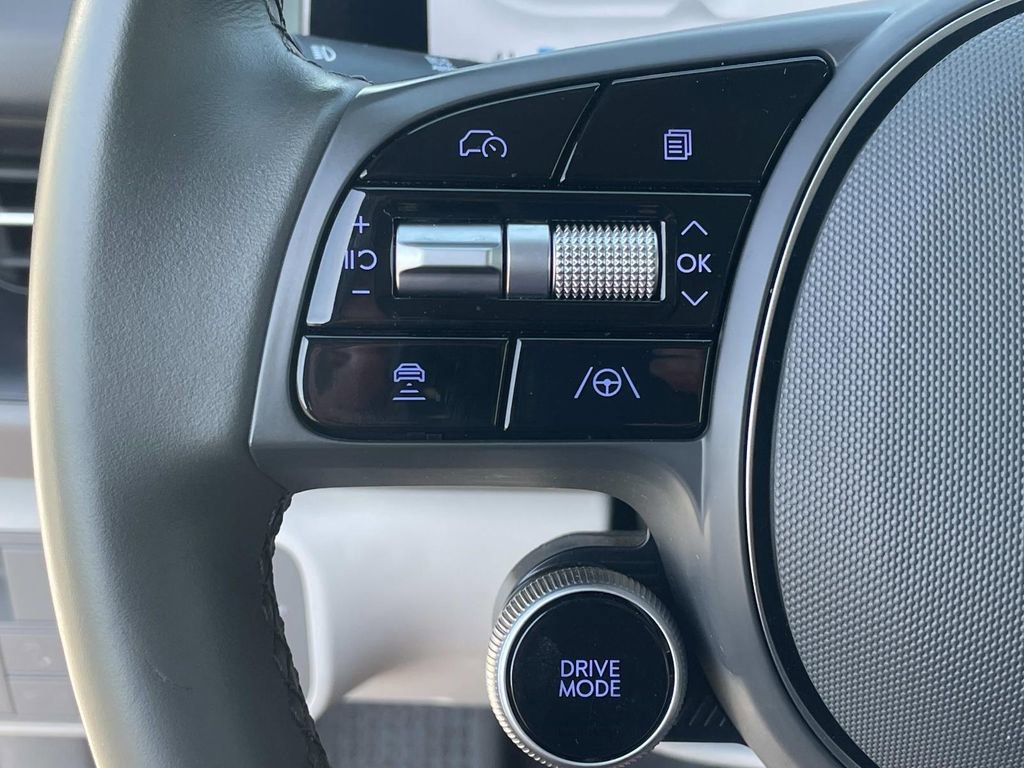 Used 2025 Hyundai Ioniq 6 SEL image 22