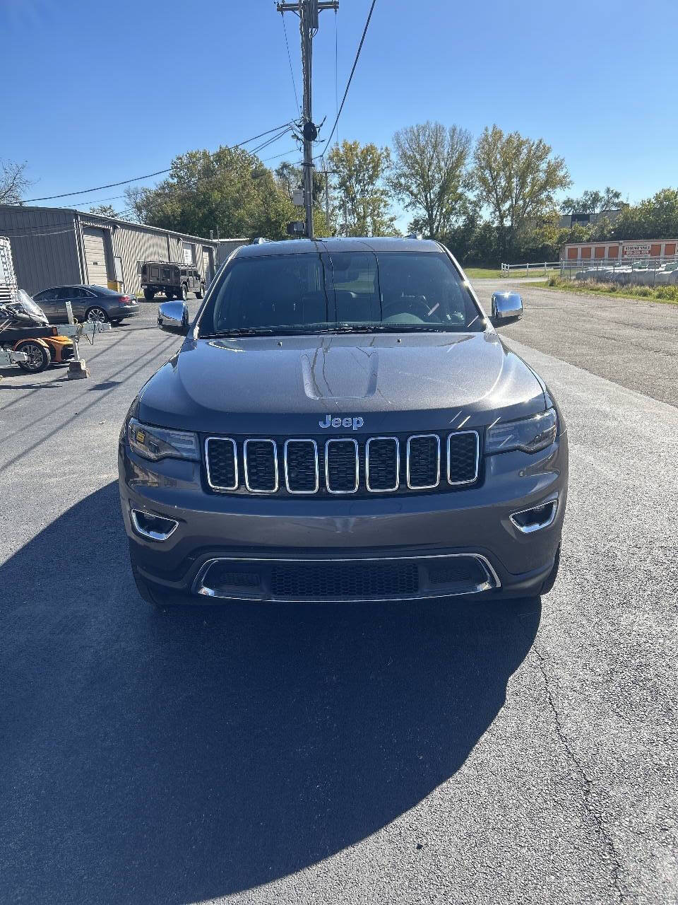 Used 2017 Jeep Grand Cherokee Limited w/ Luxury Group II AWD/4WD image 21