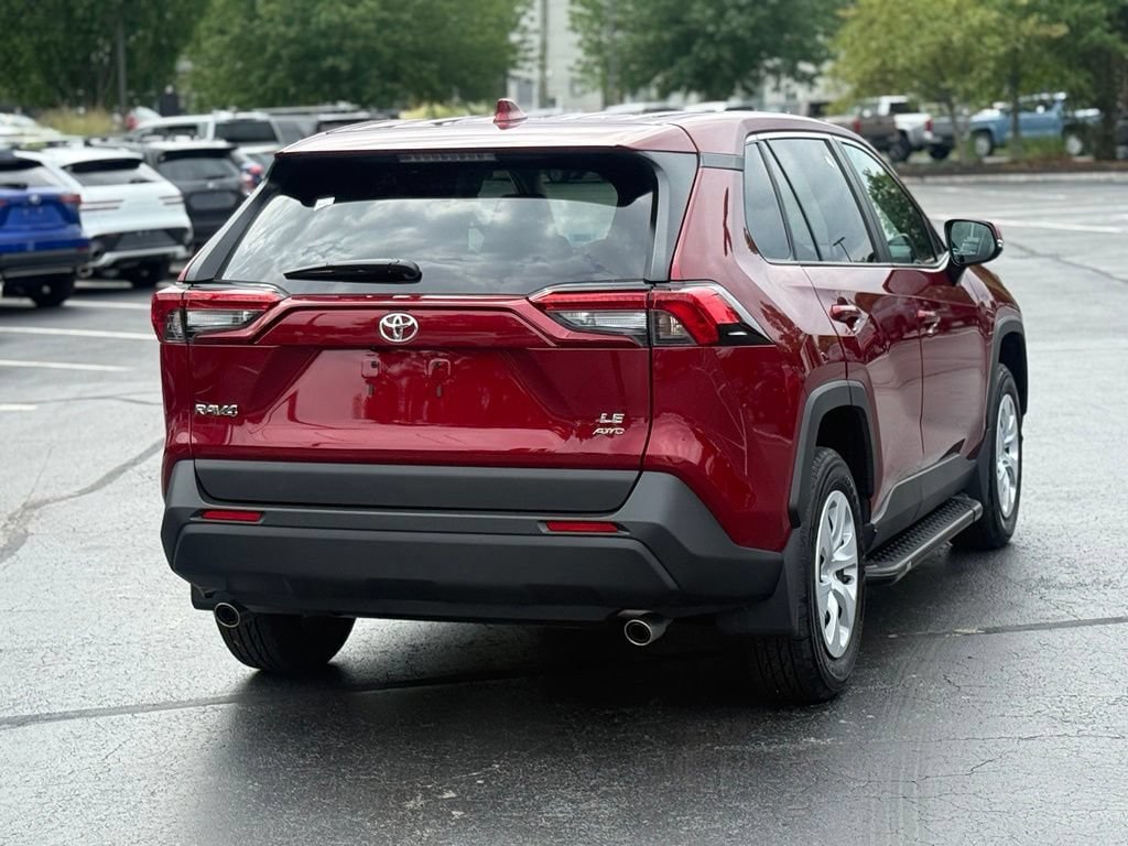 Certified 2025 Toyota RAV4 LE AWD/4WD image 7