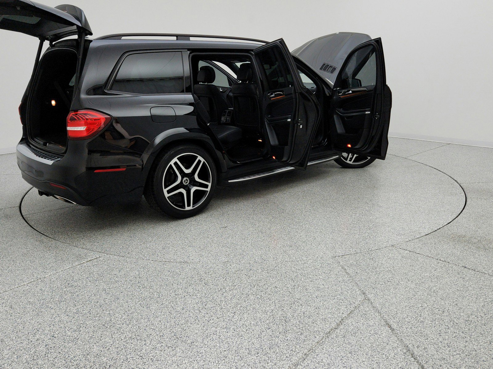 Used 2019 Mercedes-Benz GLS 550 4MATIC image 11