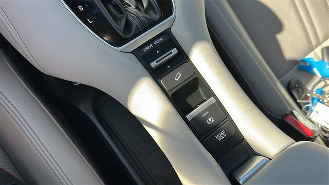 Used 2024 Honda HR-V EX-L image 18