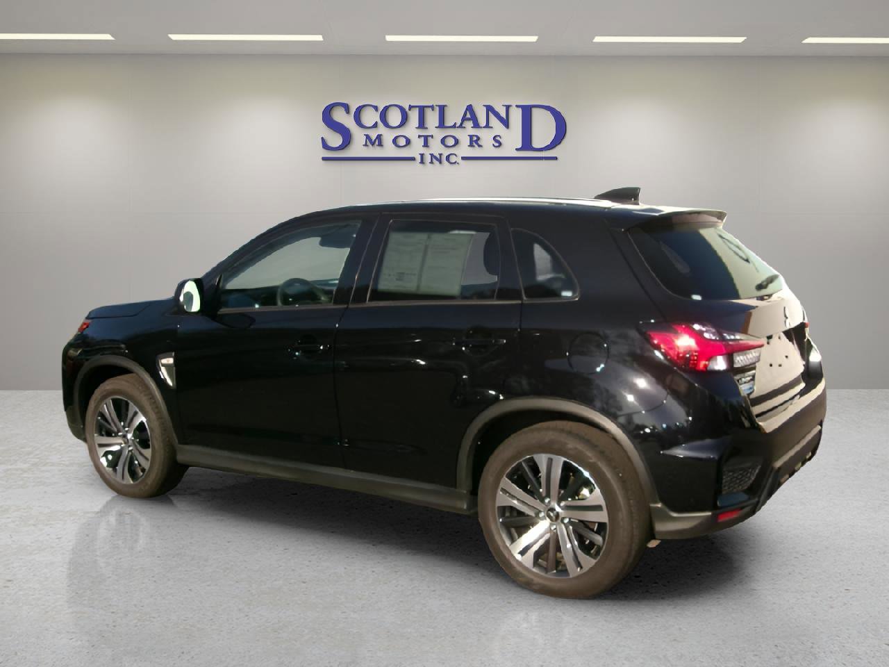 Used 2025 Mitsubishi Outlander Sport ES image 8