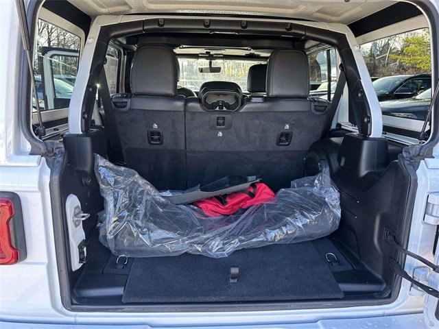 Certified 2022 Jeep Wrangler Unlimited Sahara image 21