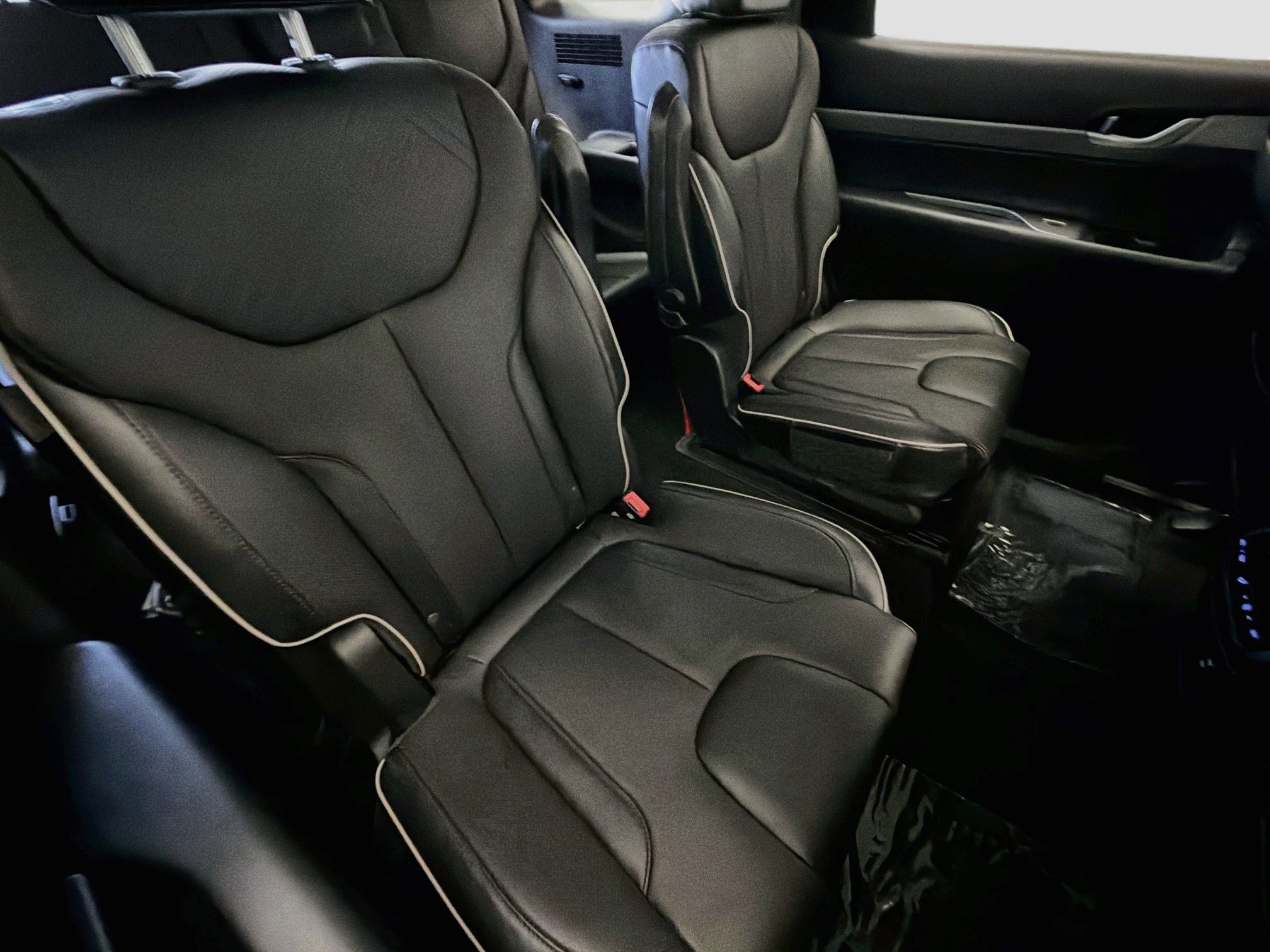 Used 2025 Hyundai Palisade SEL FWD image 14