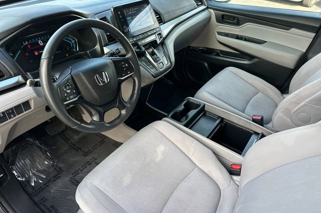 Used 2018 Honda Odyssey EX image 11