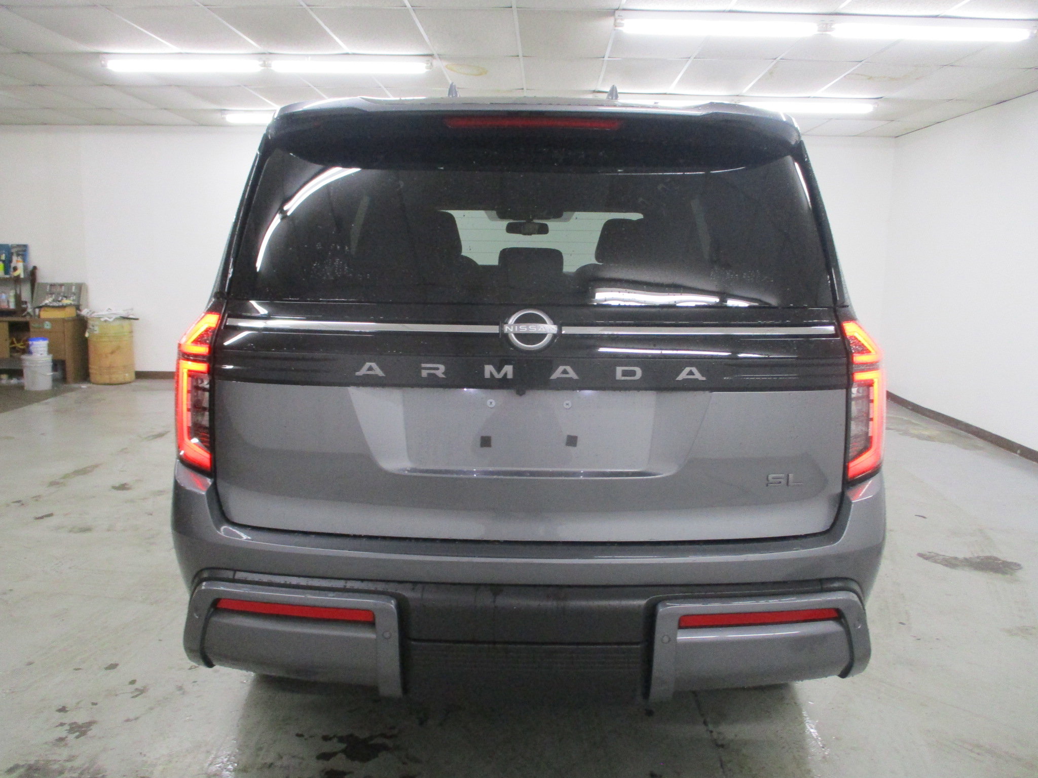 New 2025 Nissan Armada SL w/ Captain's Chari Seat Package image 4