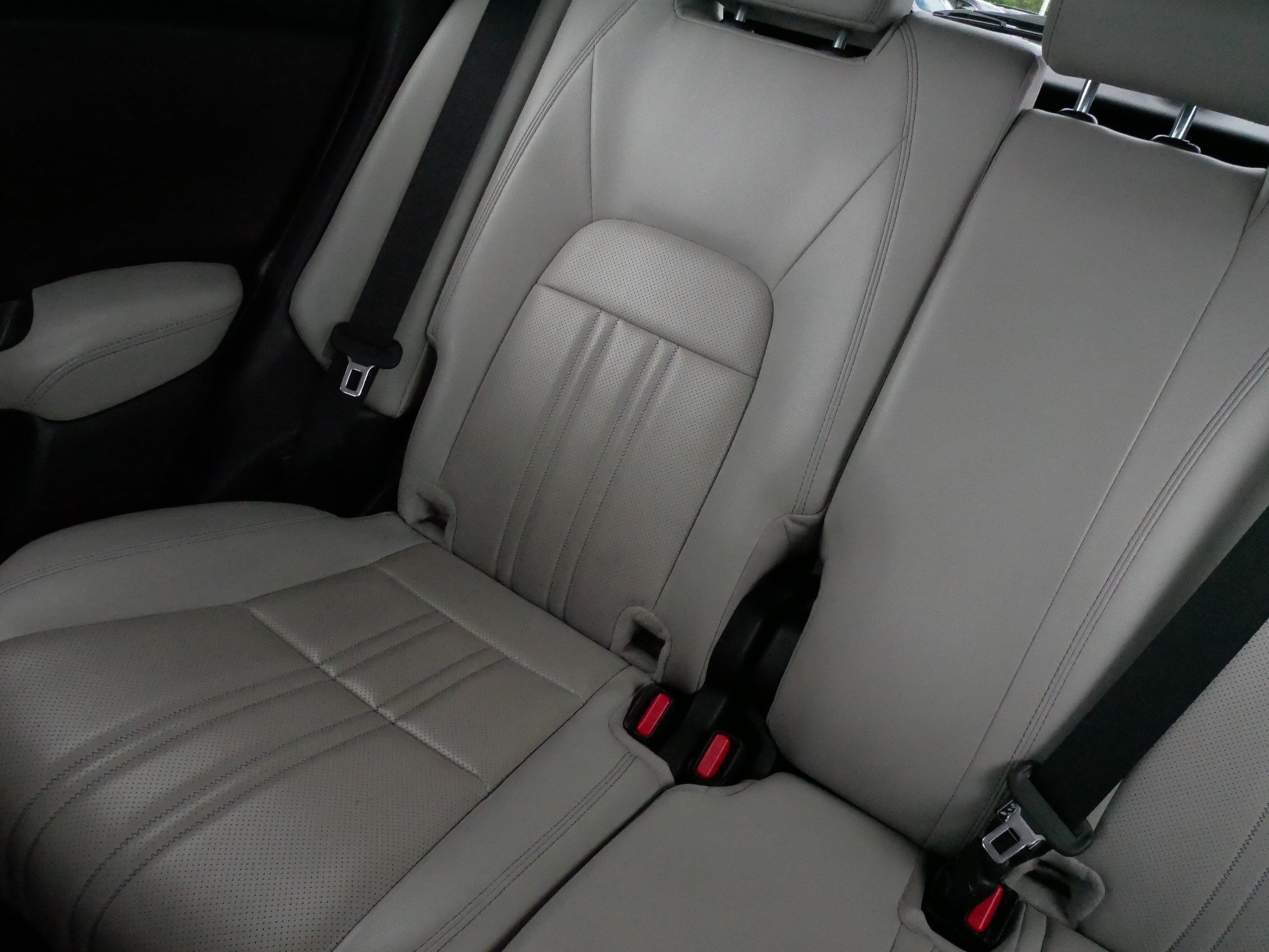 Used 2025 Honda HR-V EX-L image 12