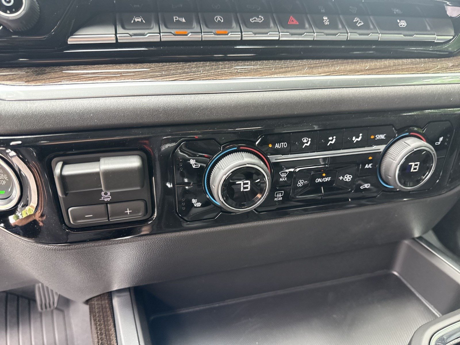 New 2026 Chevrolet Silverado 1500 LT Trail Boss w/ LT Trail Boss Premium Package AWD/4WD image 15