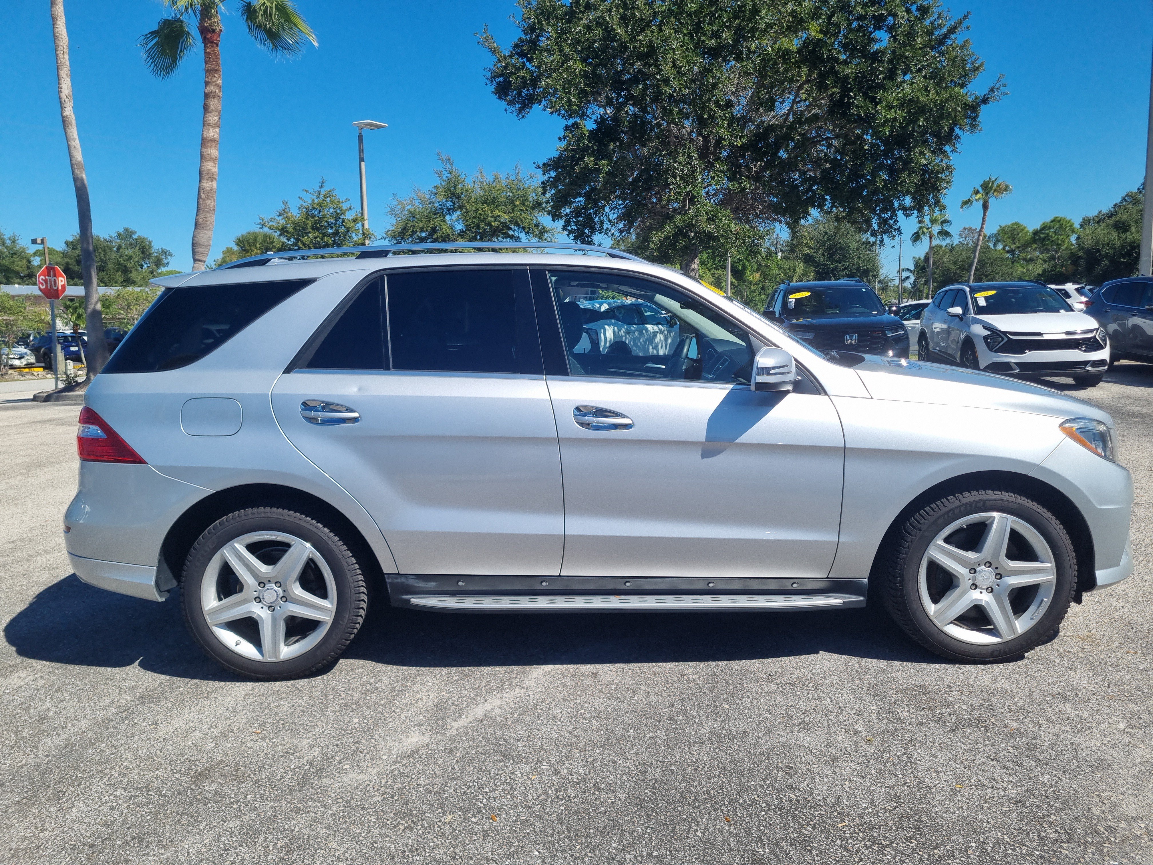 Used 2014 Mercedes-Benz ML 550 4MATIC image 9