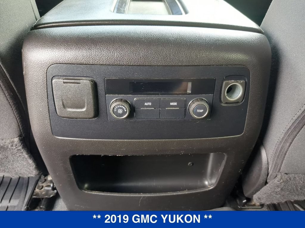 Used 2019 GMC Yukon SLE w/ SLE Value Package AWD/4WD image 18