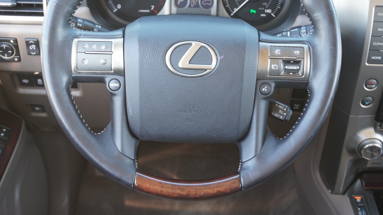 Used 2017 Lexus GX 460 Premium AWD/4WD image 29