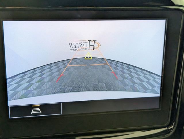 Used 2022 Chevrolet Traverse LT image 20