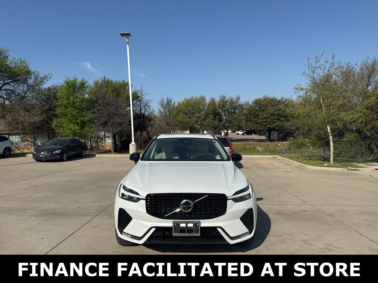 Certified 2024 Volvo XC60 B5 Plus w/ Protection Package Premier video 2