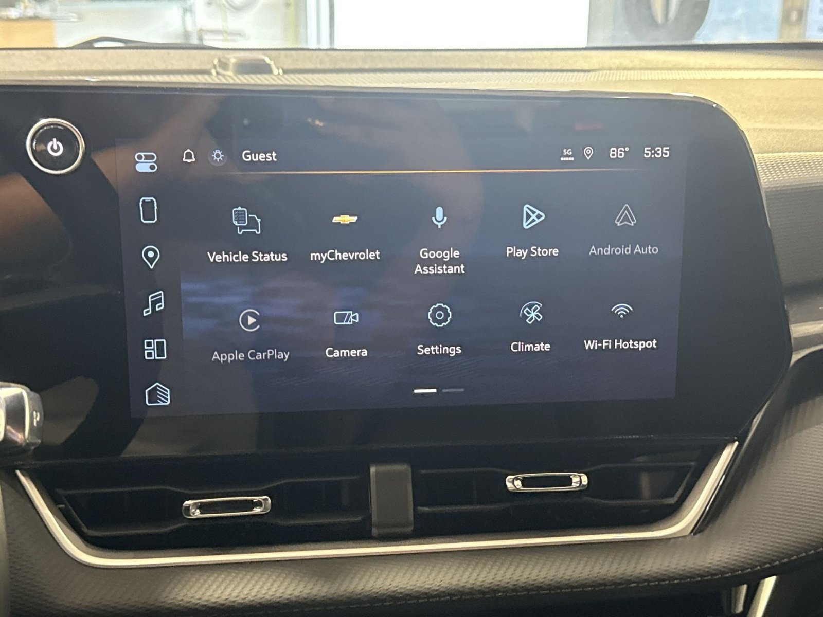 New 2027 Chevrolet Equinox LT w/ Convenience Package II FWD image 21