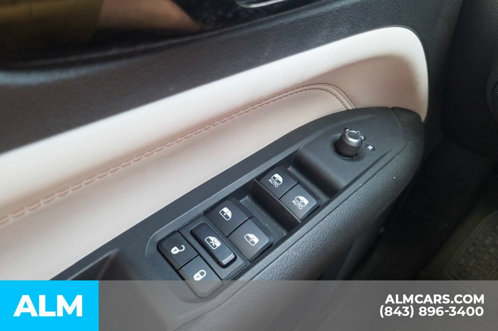 Used 2025 Jeep Compass Limited AWD/4WD image 33