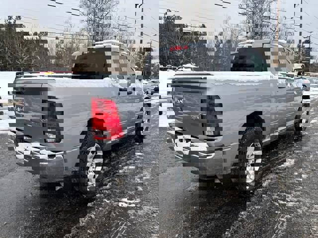 Used 2024 RAM 1500 Classic SLT image 7