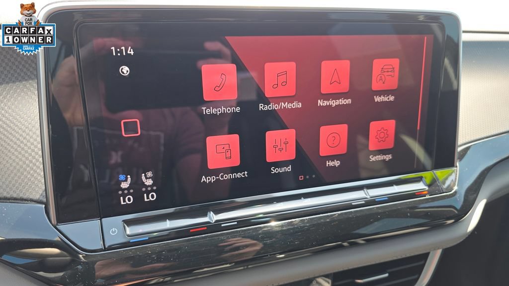 Used 2024 Volkswagen Atlas Peak Edition SEL AWD/4WD image 34