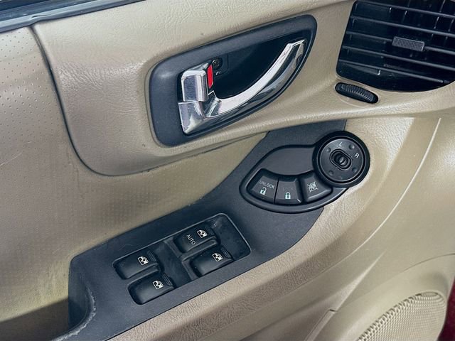 Used 2004 Hyundai Santa Fe LX image 17