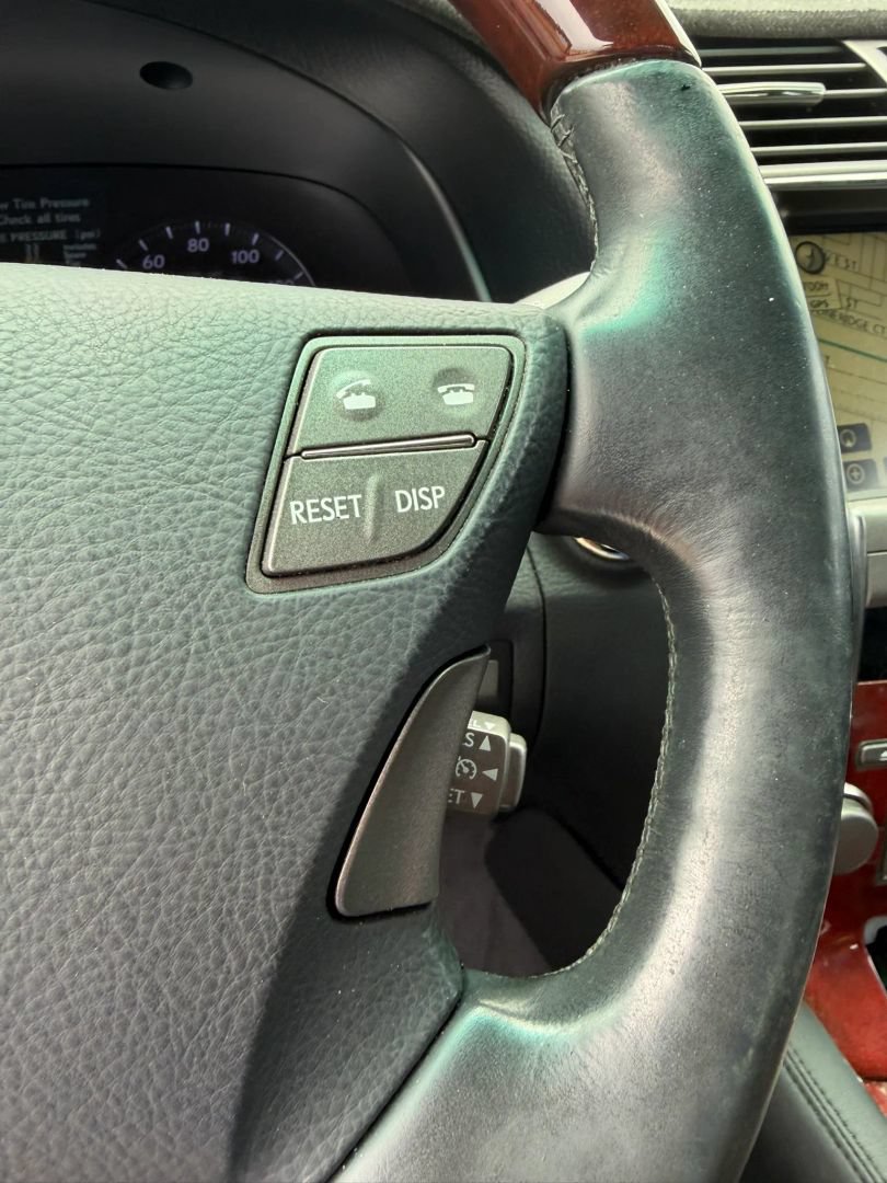 Used 2008 Lexus LS 460 L RWD image 23