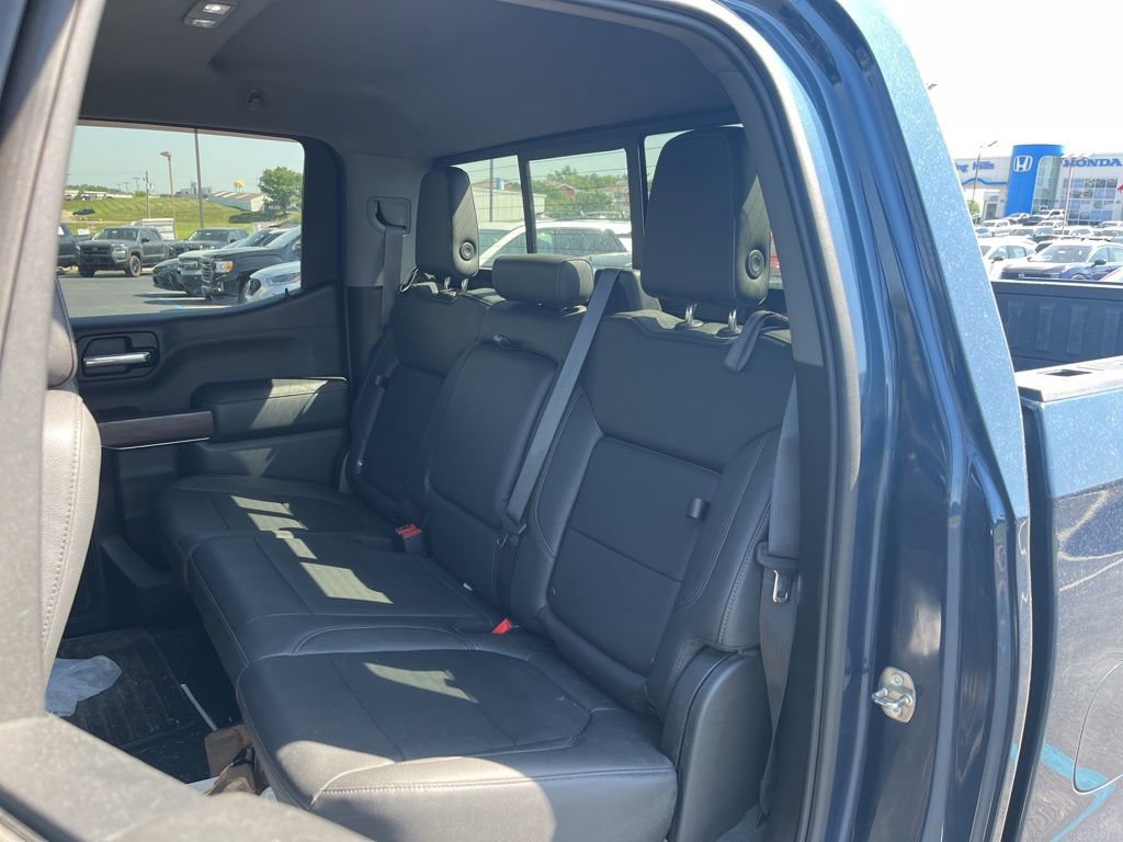 Used 2021 GMC Sierra 1500 SLT w/ SLT Convenience Package AWD/4WD image 24